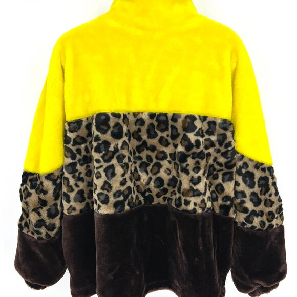 UGG Elaina Faux Fur Bomber Jacket Leopard Yellow Brown Size S - Picture 5 of 13